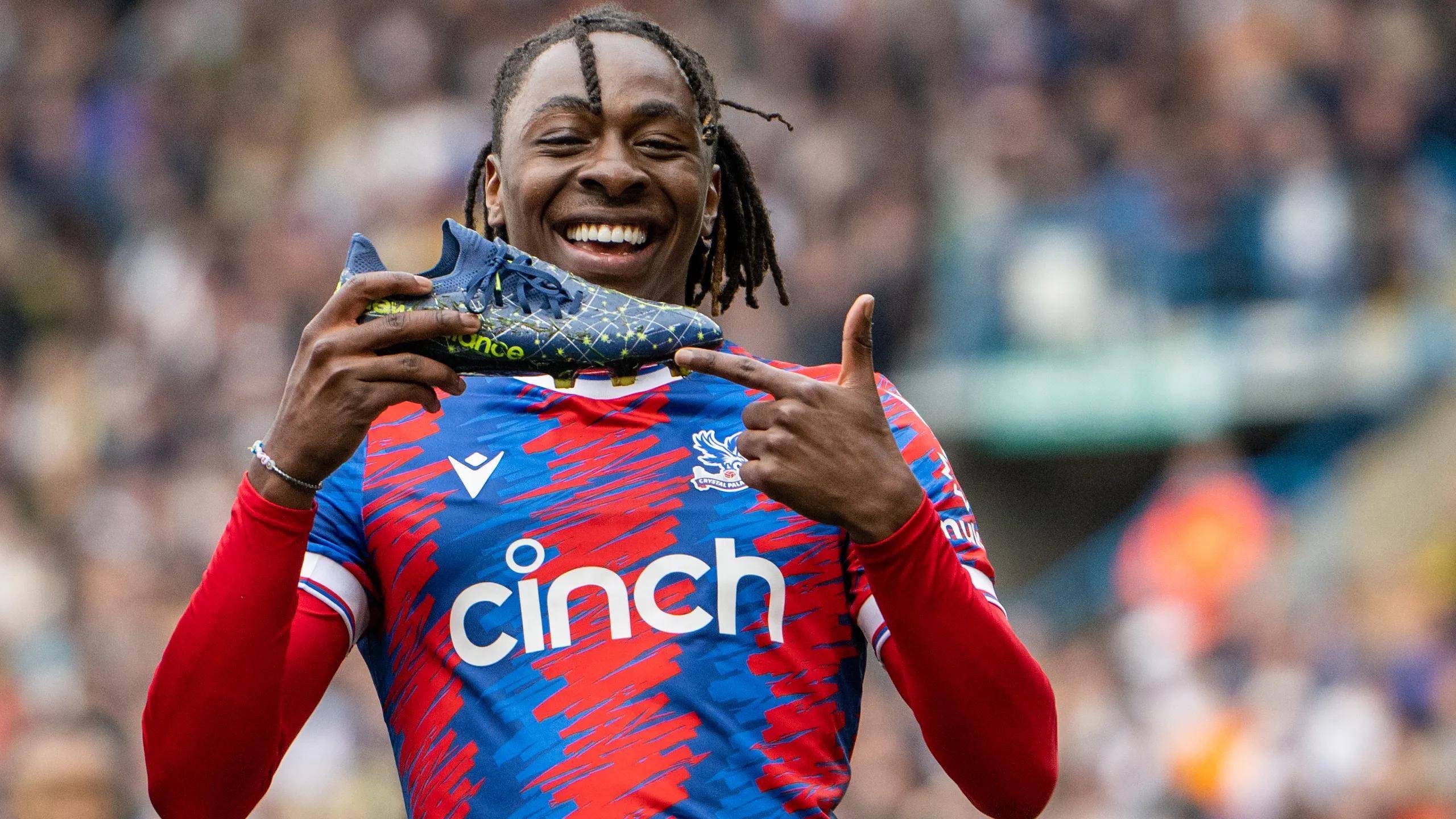 包含足协杯抢七大战对决在即！热刺演练定位球，阿森纳密集防守应对的词条